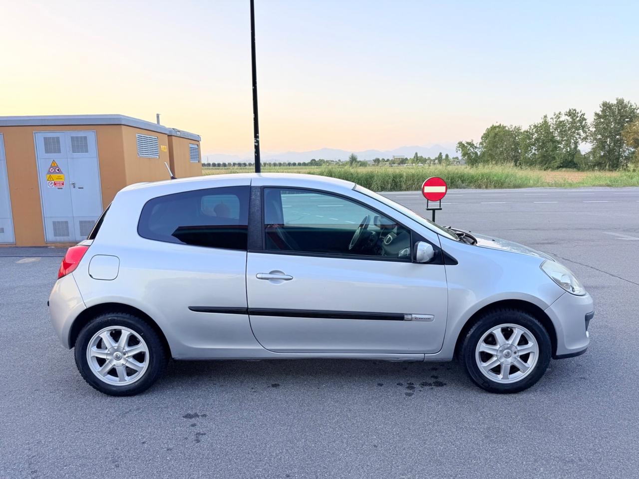 Renault Clio 1.2 16V