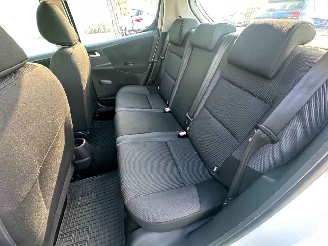 Peugeot 207 1.4 HDI 68cv 2010