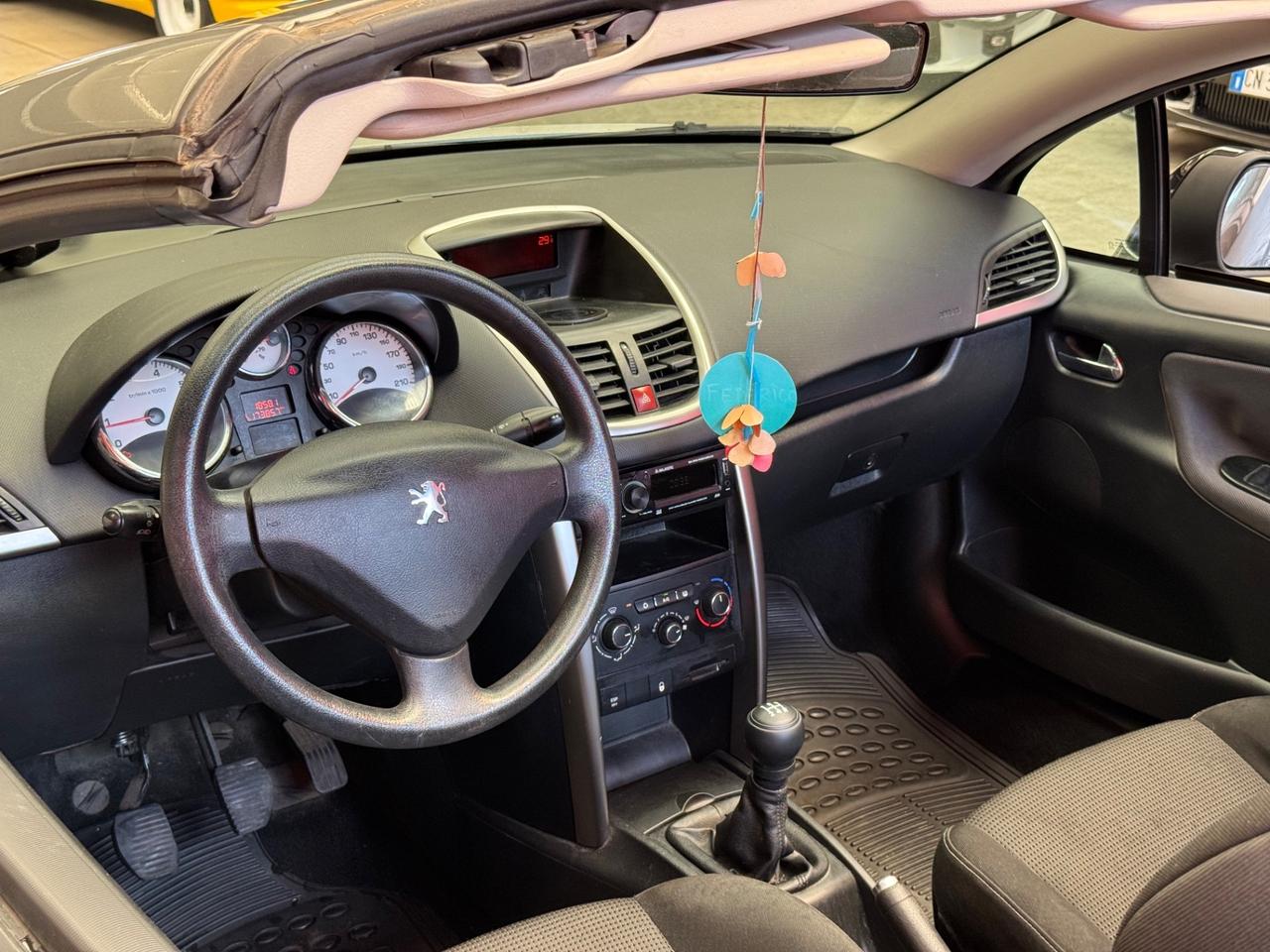 Peugeot 207 1.6 VTi 120CV CC Tecno