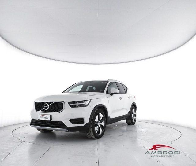 VOLVO XC40 D3 Geartronic Momentum - AUTOCARRO N1 - PER OPERAT