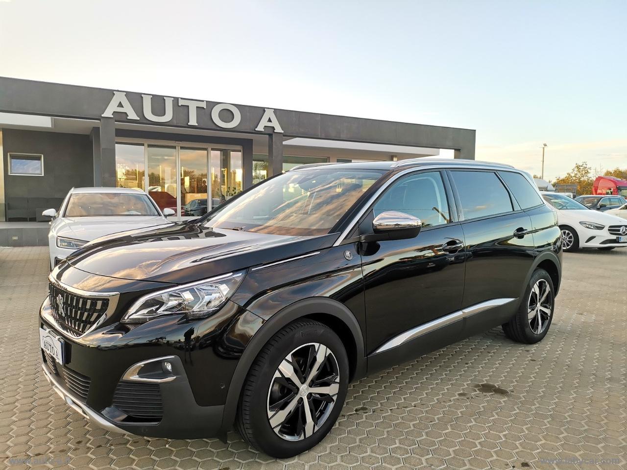 PEUGEOT 5008 BlueHDi 130 S&S EAT8 Crossway