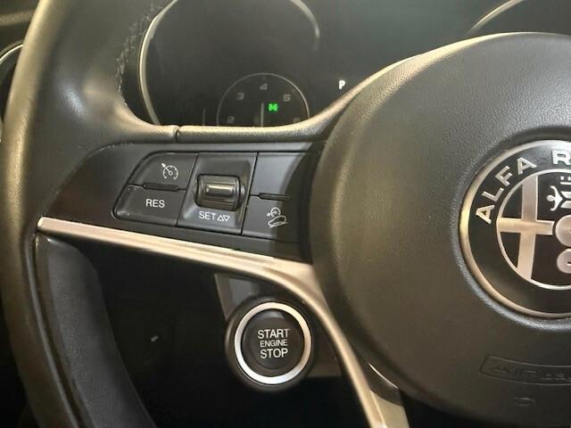 Alfa Romeo Stelvio 2.2 Turbodiesel 180 CV AT8 Q4 Business