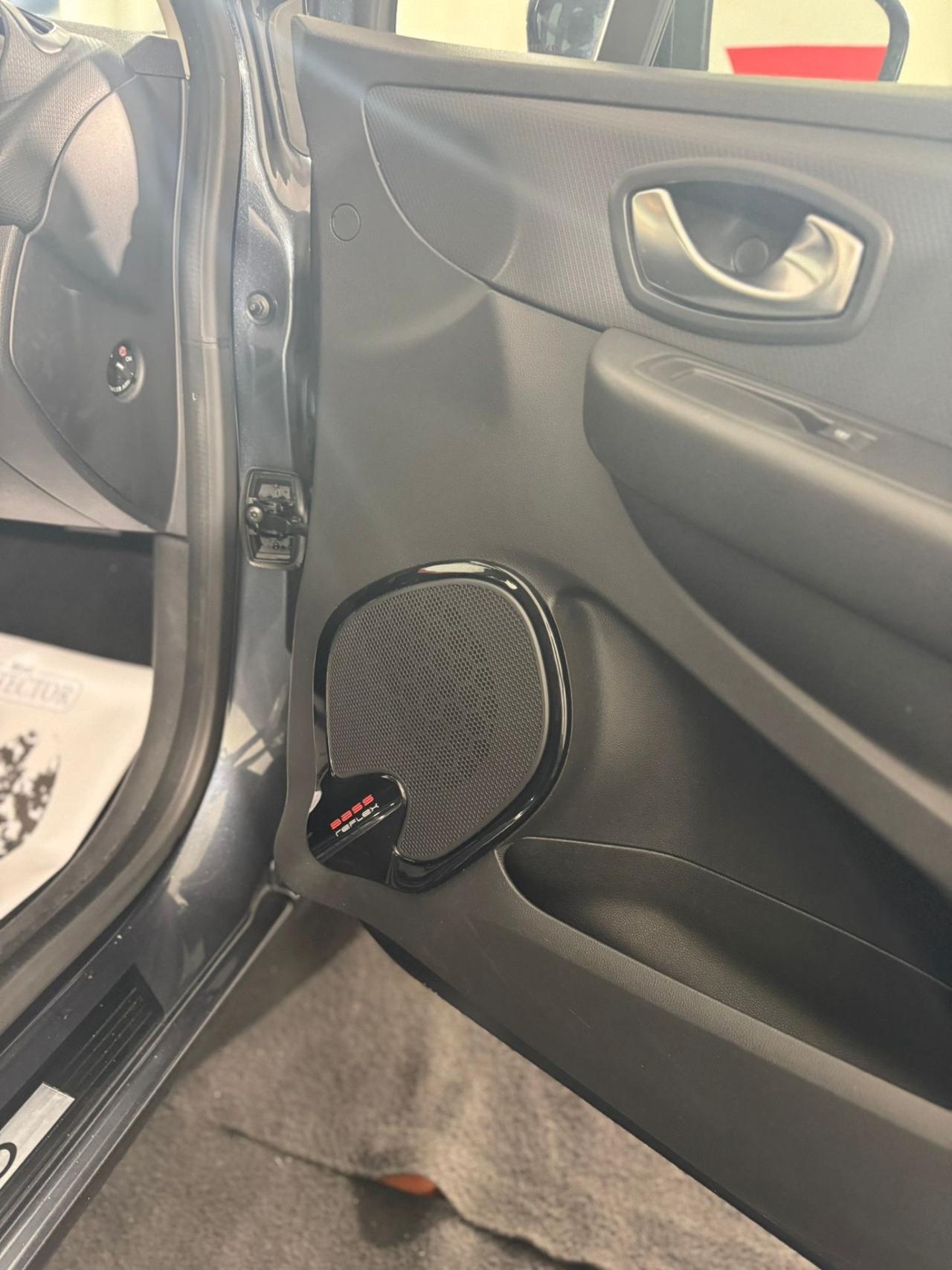 Renault Clio dCi 8V 75 CV 5 porte Energy