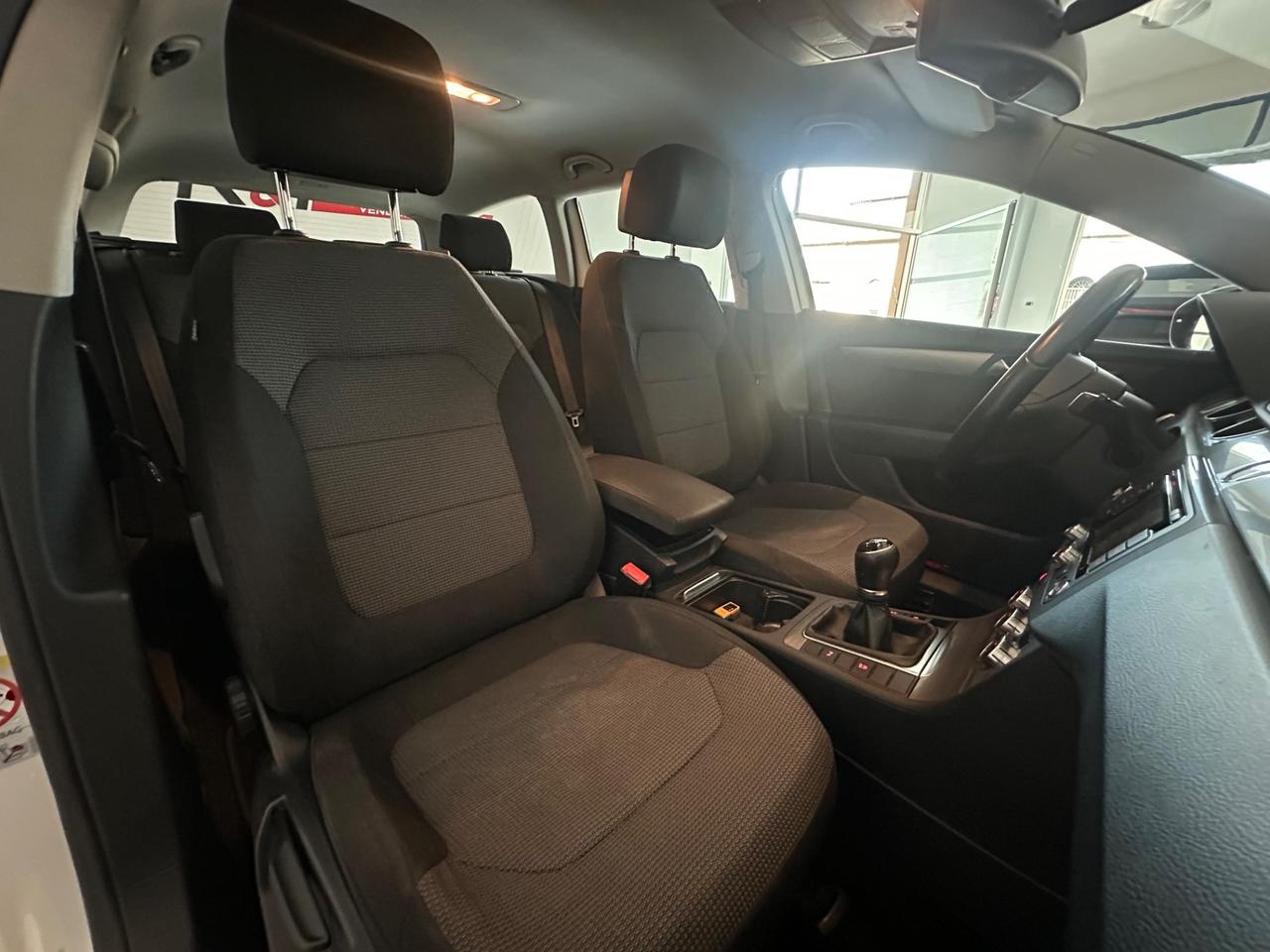 Volkswagen Passat Var. 2.0 TDI Highline BlueM.Tech.