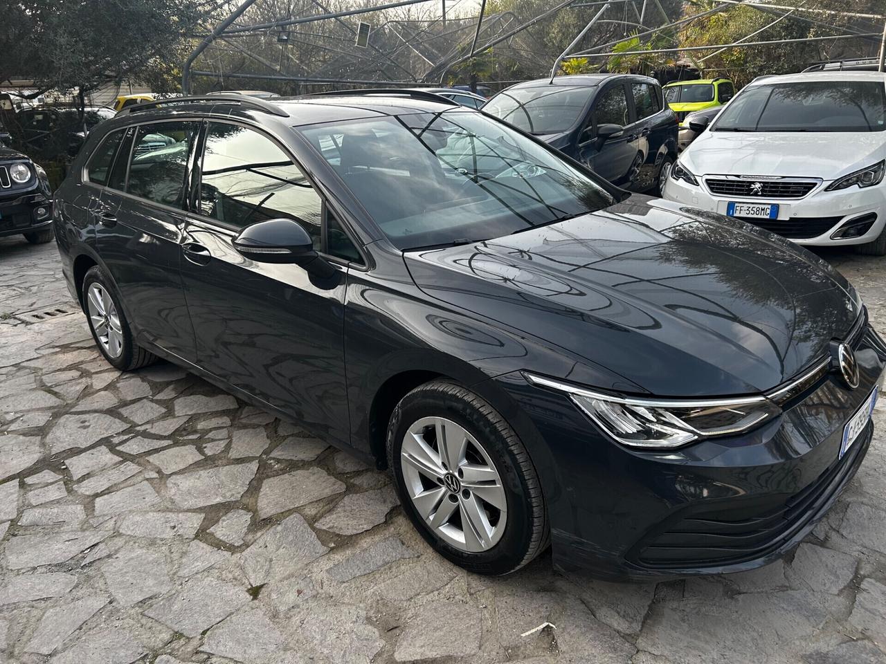 Volkswagen Golf Variant 2.0 TDI SCR Neopatentati