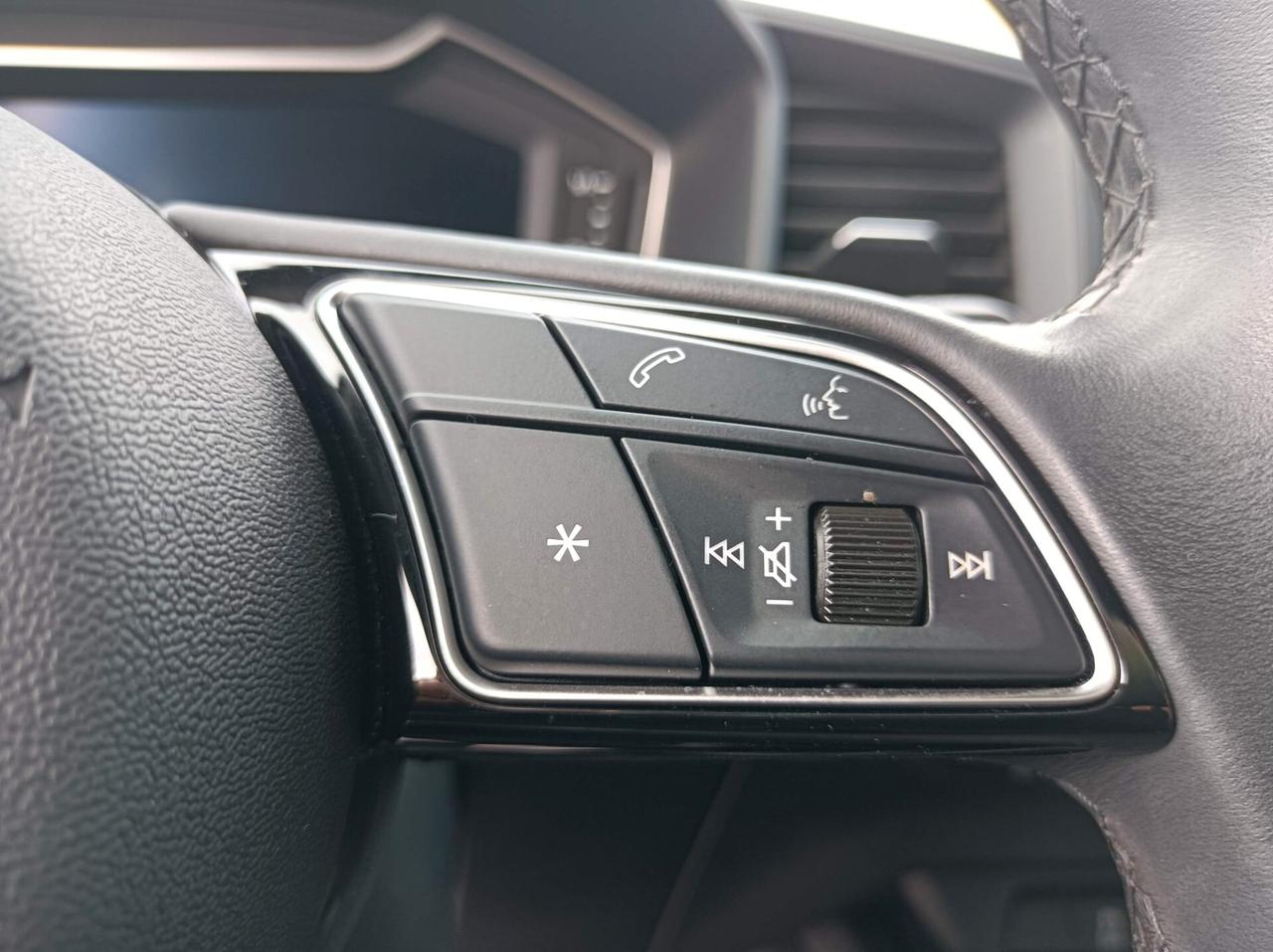 Audi A1 allstreet 30 TFSI S tronic Business