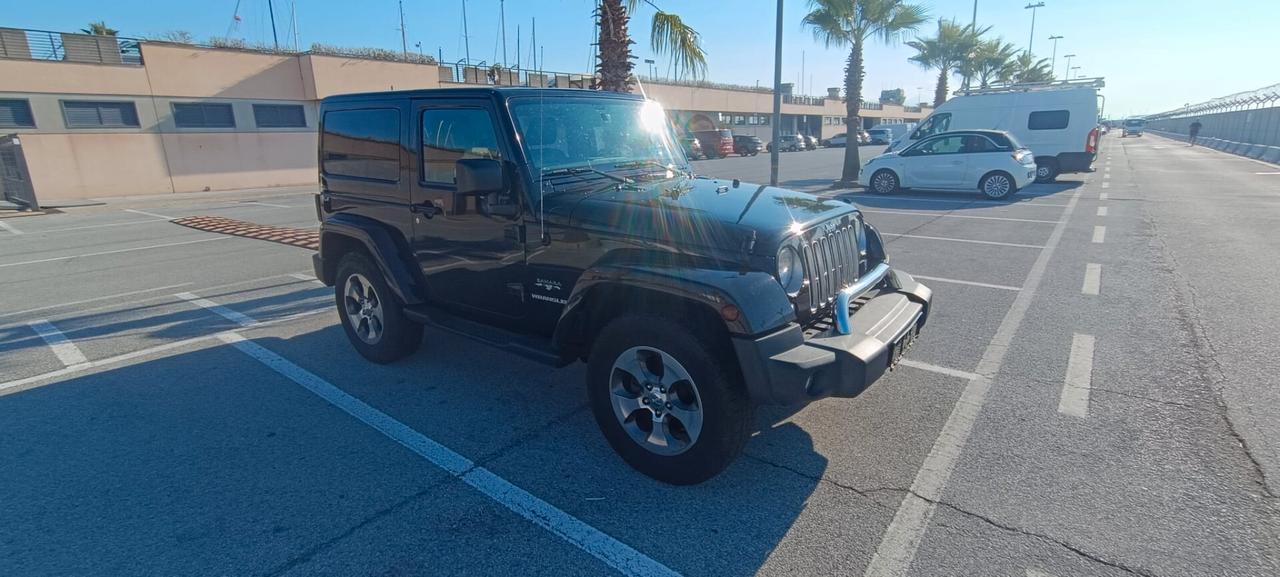 Jeep Wrangler 2.8 CRD DPF Sahara Auto