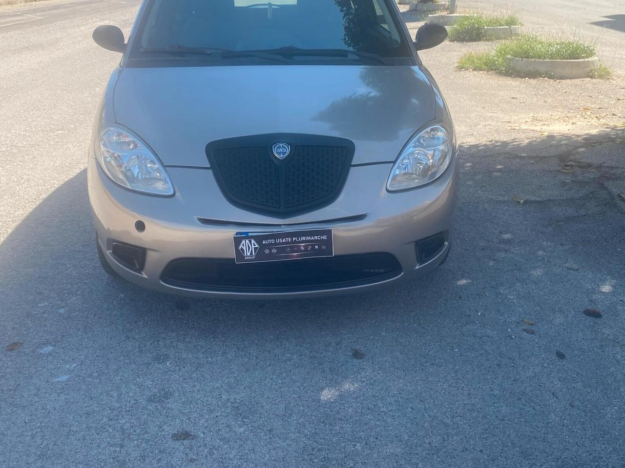 Lancia Ypsilon 1.2 Oro