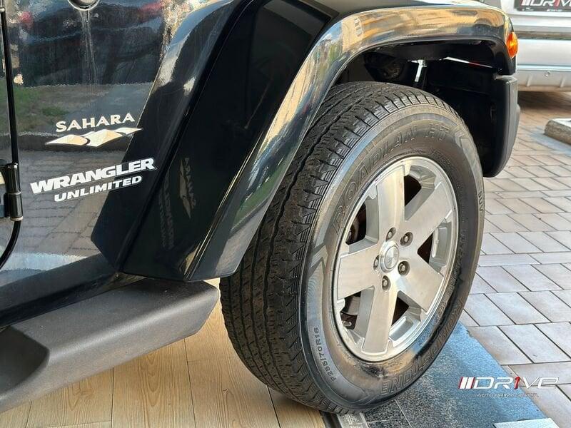 Jeep Wrangler Wrangler Unlimited 2.8 CRD DPF Sahara Auto