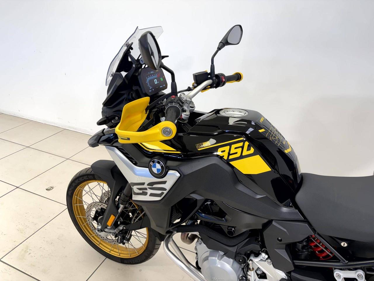 BMW F 850 GS Edition 40 Years Depotenziata A2