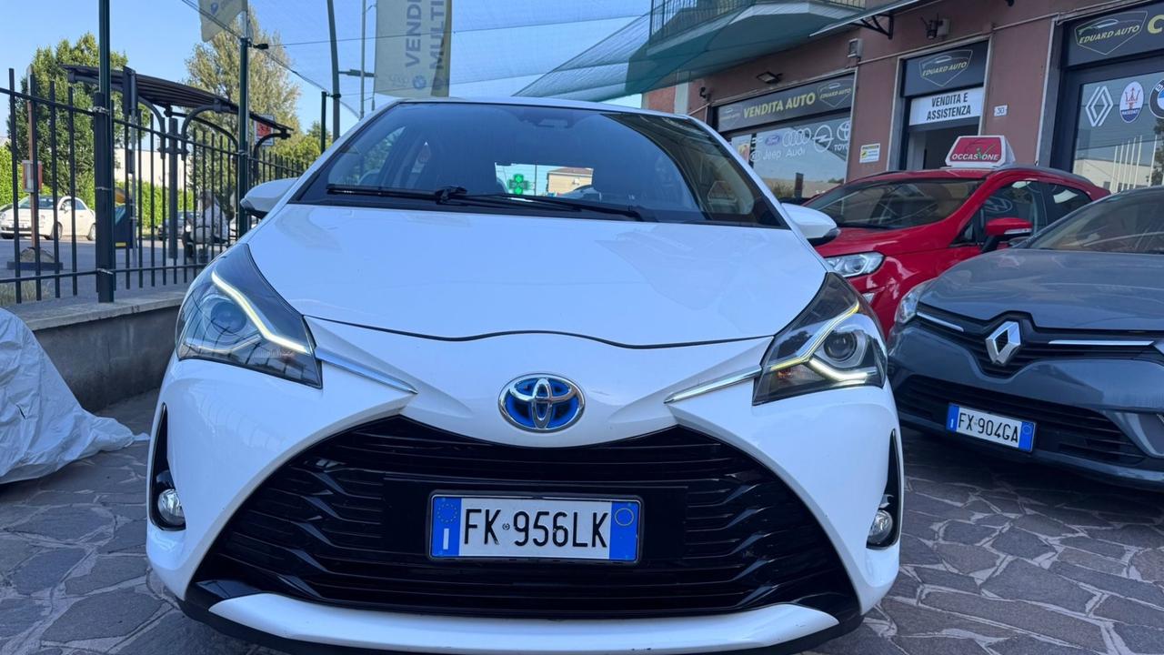 Toyota Yaris 1.5 Hybrid 5 porte Business