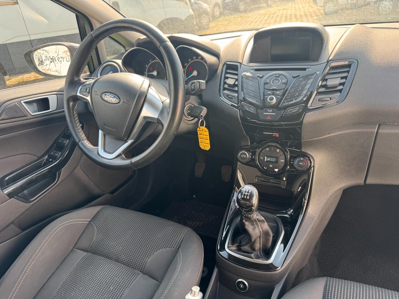 Ford Fiesta 1.4 5p. Bz.- GPL Titanium