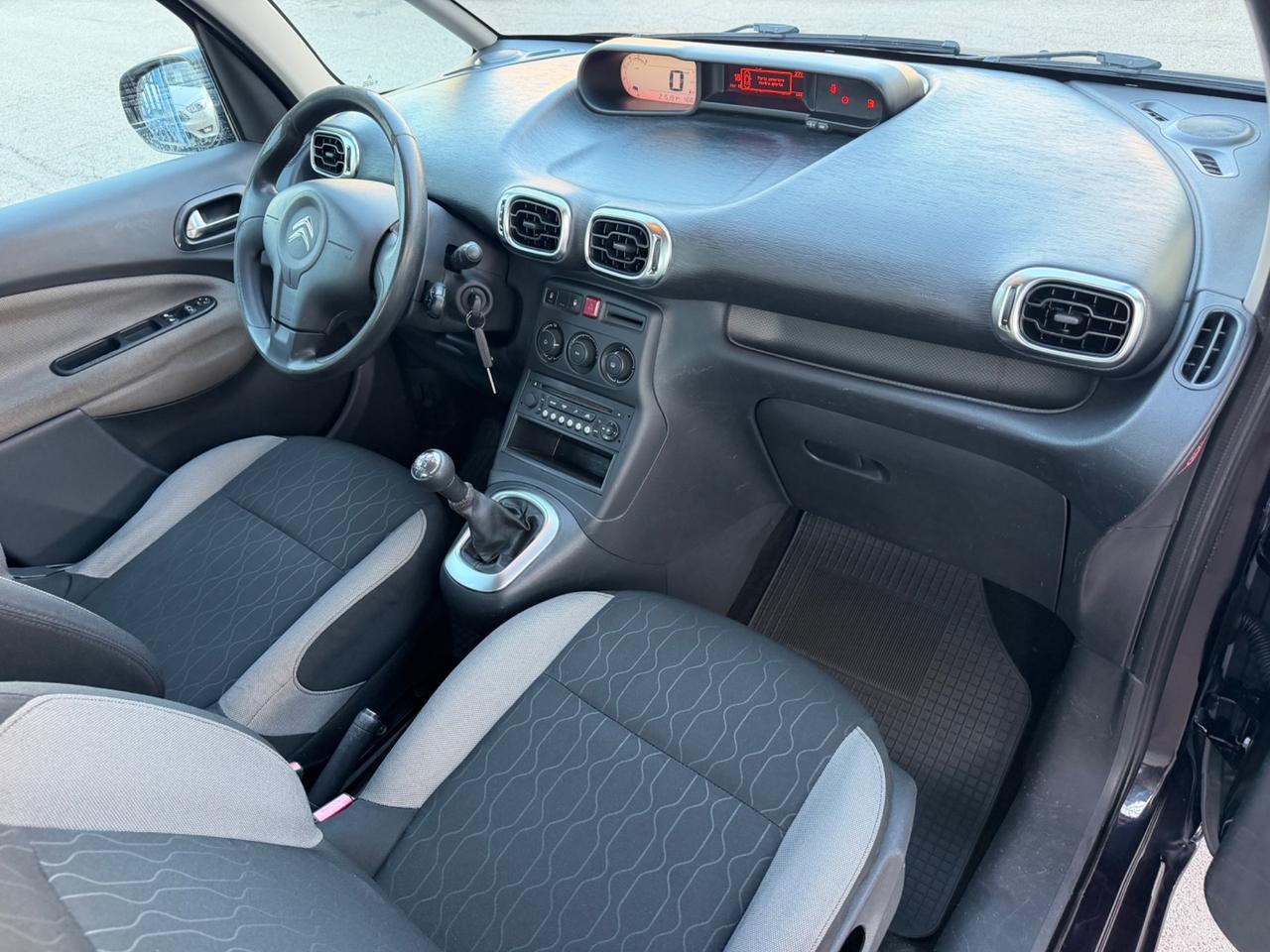 Citroen C3 Picasso 1.6 HDi 92 cv 2014