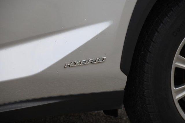 LEXUS NX 300 Hybrid