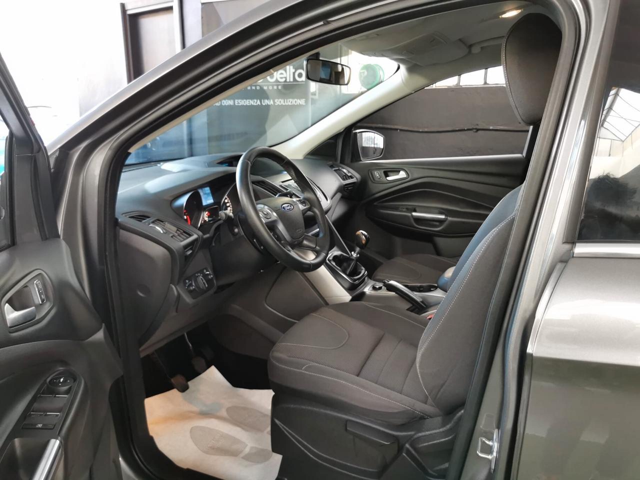 Ford Kuga 2.0 TDCI 140 CV 4WD Titanium LUX GARANZIA 12 MESI