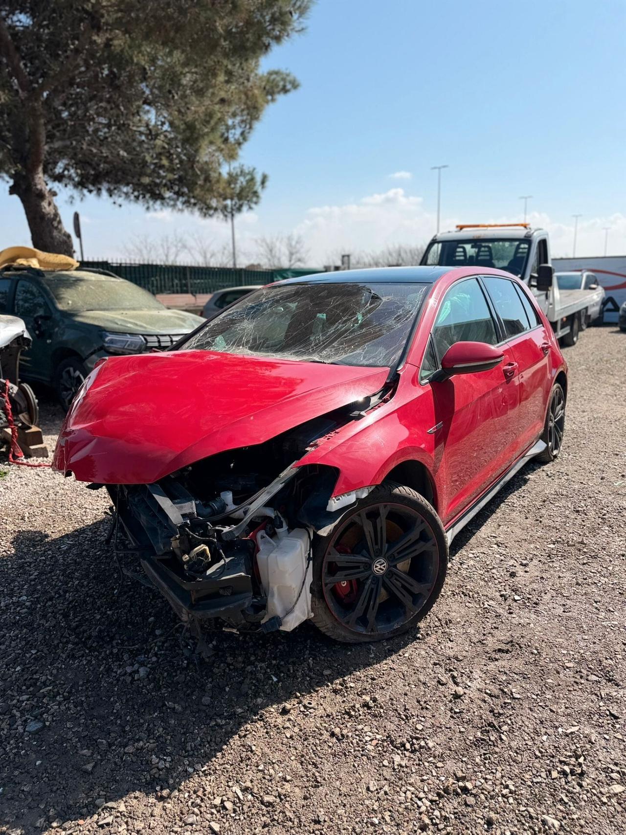 Volkswagen Golf GTI Performance 2.0 245 CV TSI 5p. BMT sinistrato