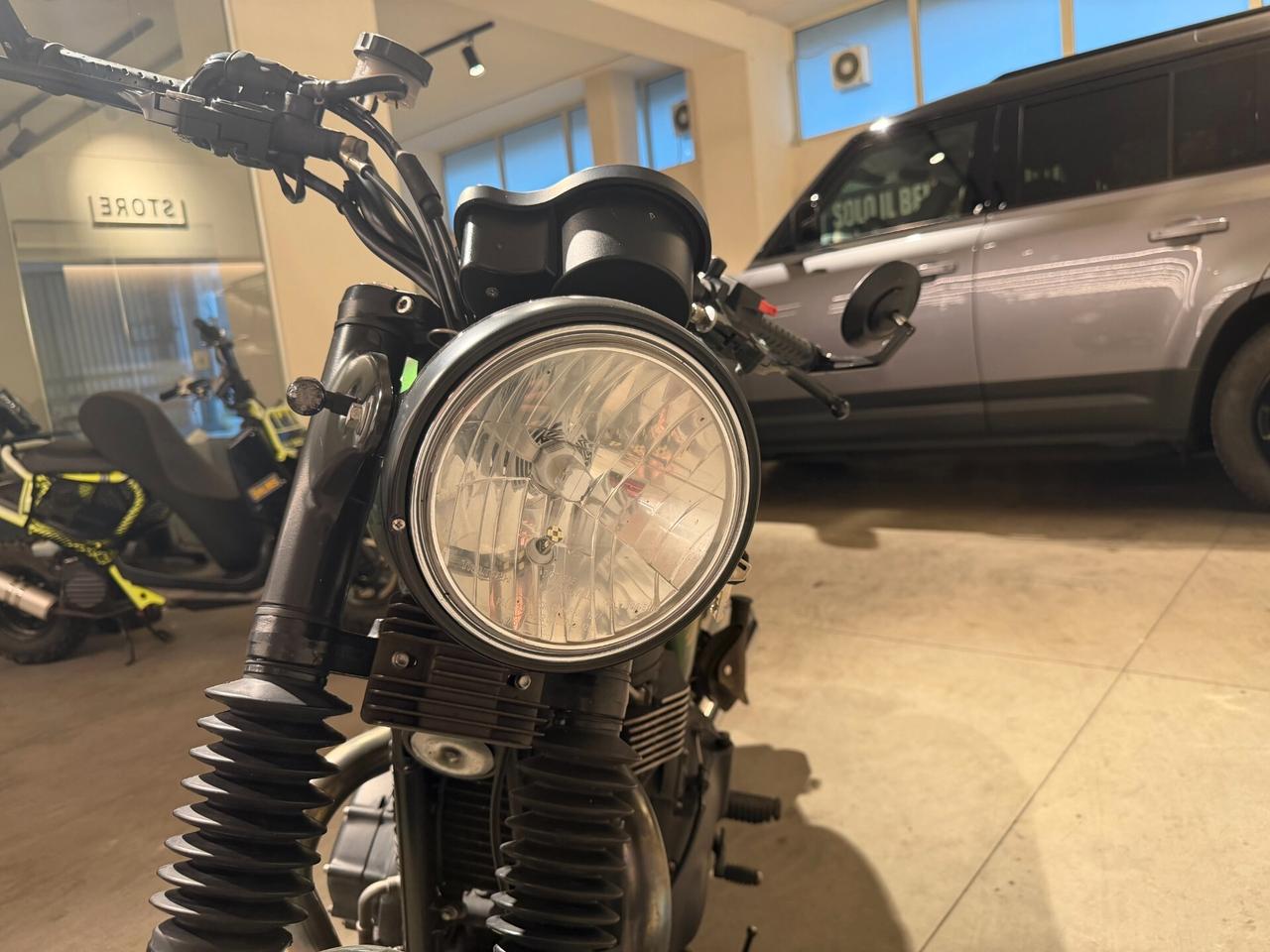 Triumph Bonneville T100