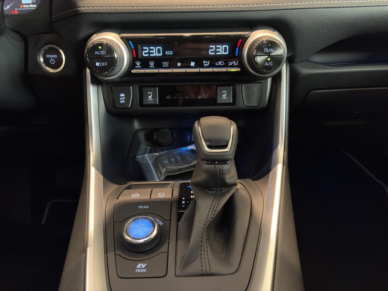 Toyota Rav4 2.5 vvt-ie h Lounge awd-i 222cv e-cvt