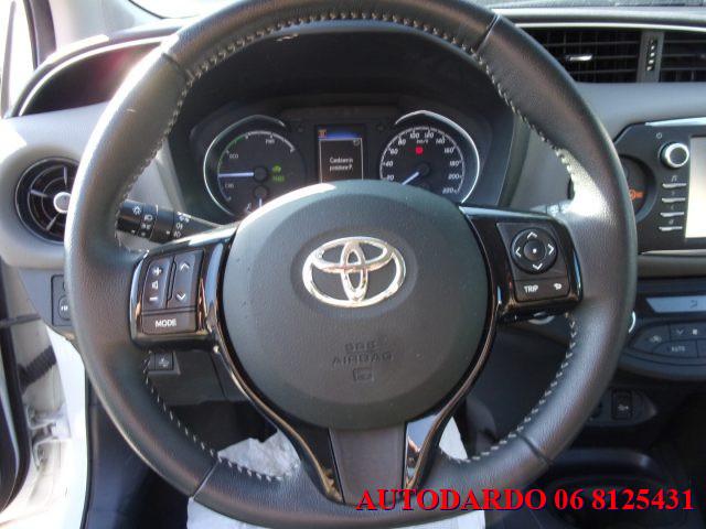 TOYOTA Yaris 1.5 Hybrid 5 porte Business