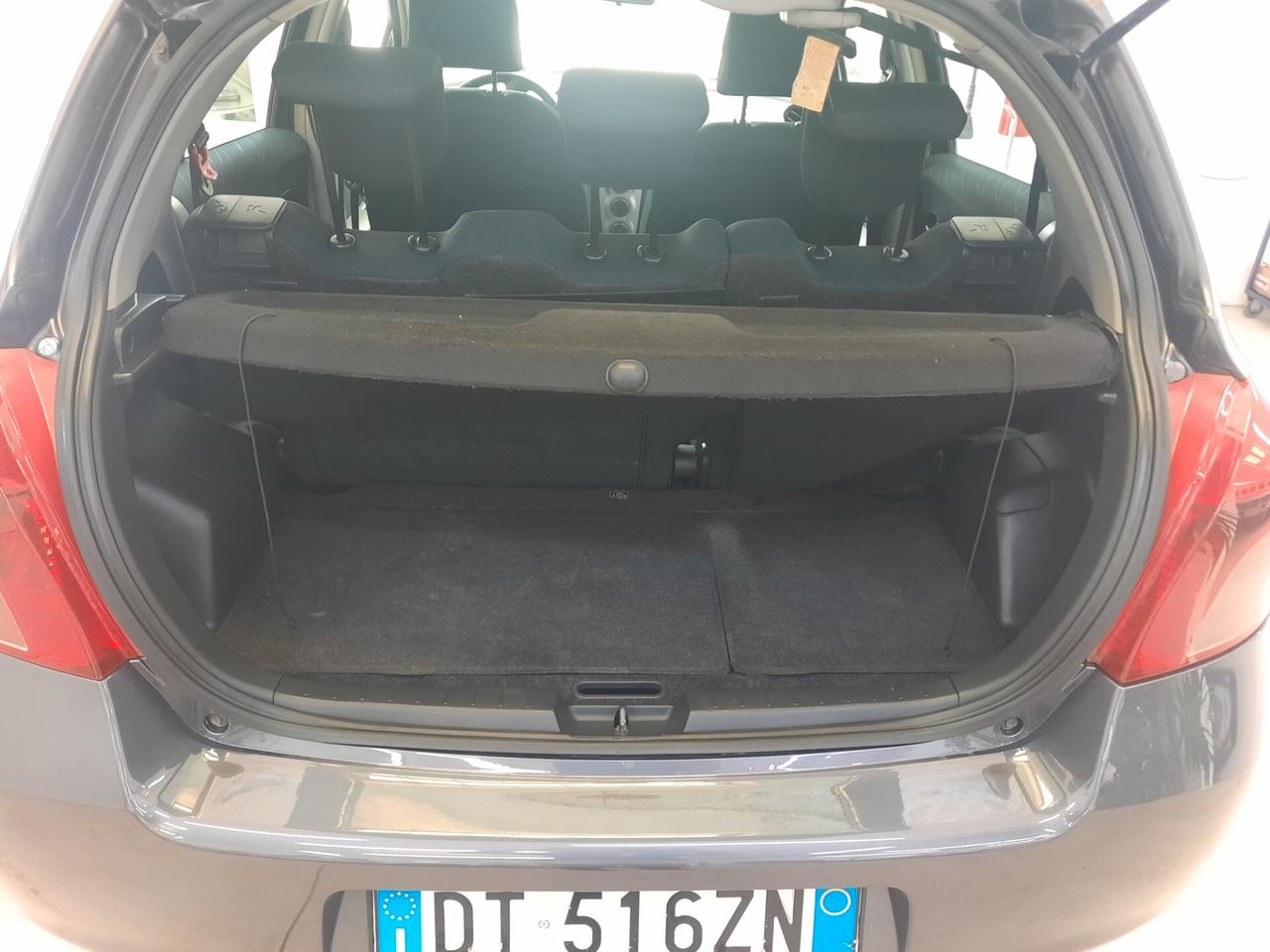 Toyota Yaris 1.3 5 porte Navi