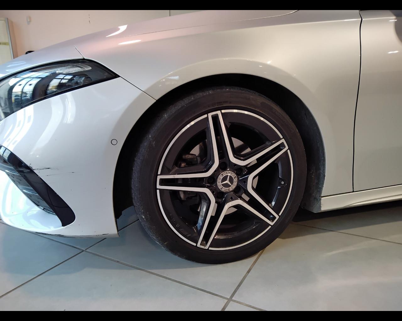 Mercedes-Benz Classe A - W177 2023 - A 200 d AMG Line Advanced Plus auto