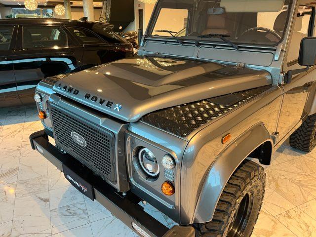 LAND ROVER Defender 90 2.4 TD4 SOFT TOP 122CV RESTOMOD