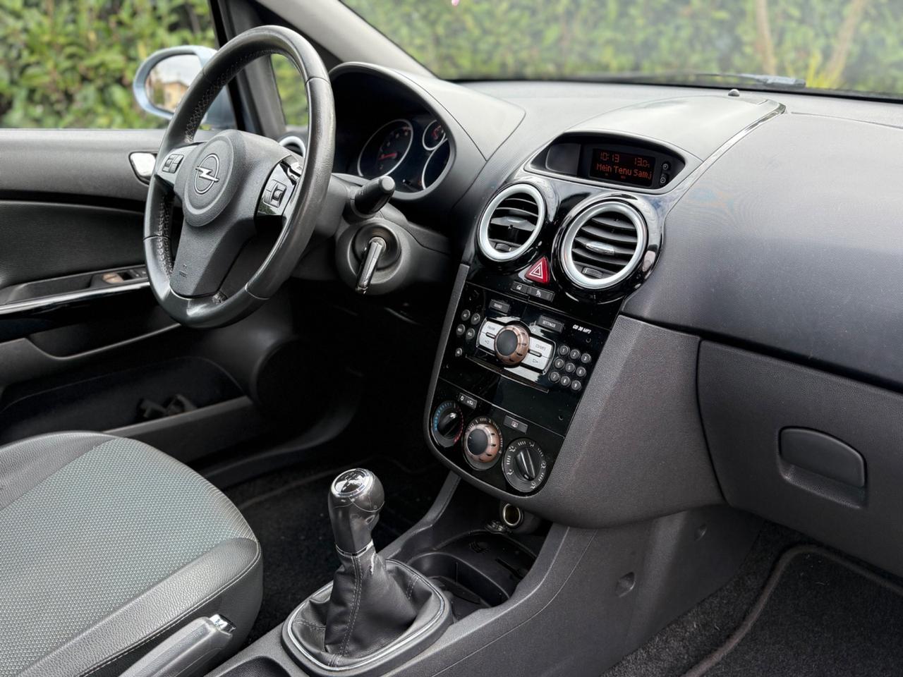 Opel Corsa 1.2 80CV GPL 5PORTE NEOPATENTATI