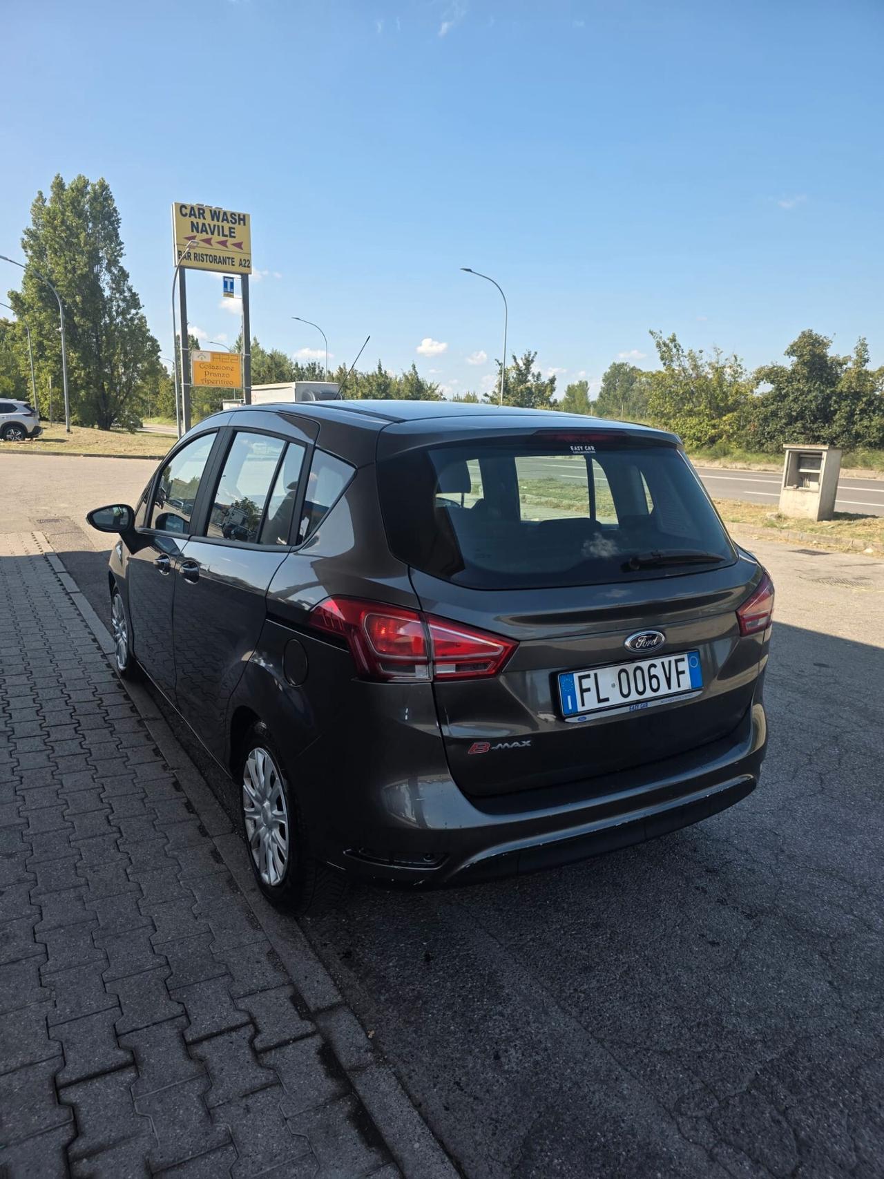 Ford B-Max 1.4 90 CV GPL Business Titanium