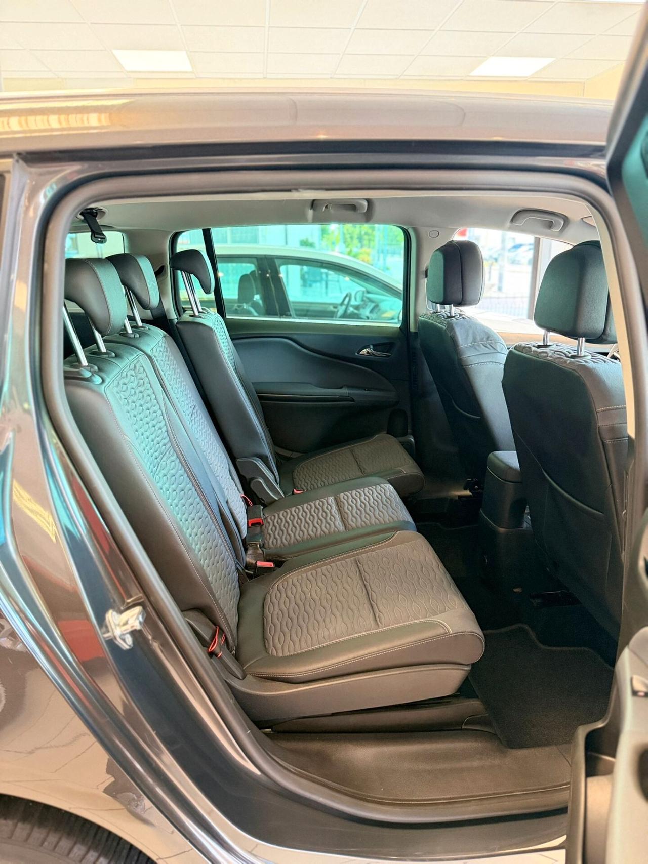 Opel Zafira Tourer 1.4 Turbo 140CV GPL Cosmo - 7 POSTI