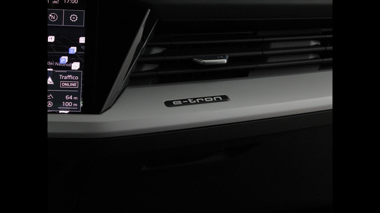 AUDI Q4 Sportback e-tron - Q4 Sportback e-tron 35 Business Advanced