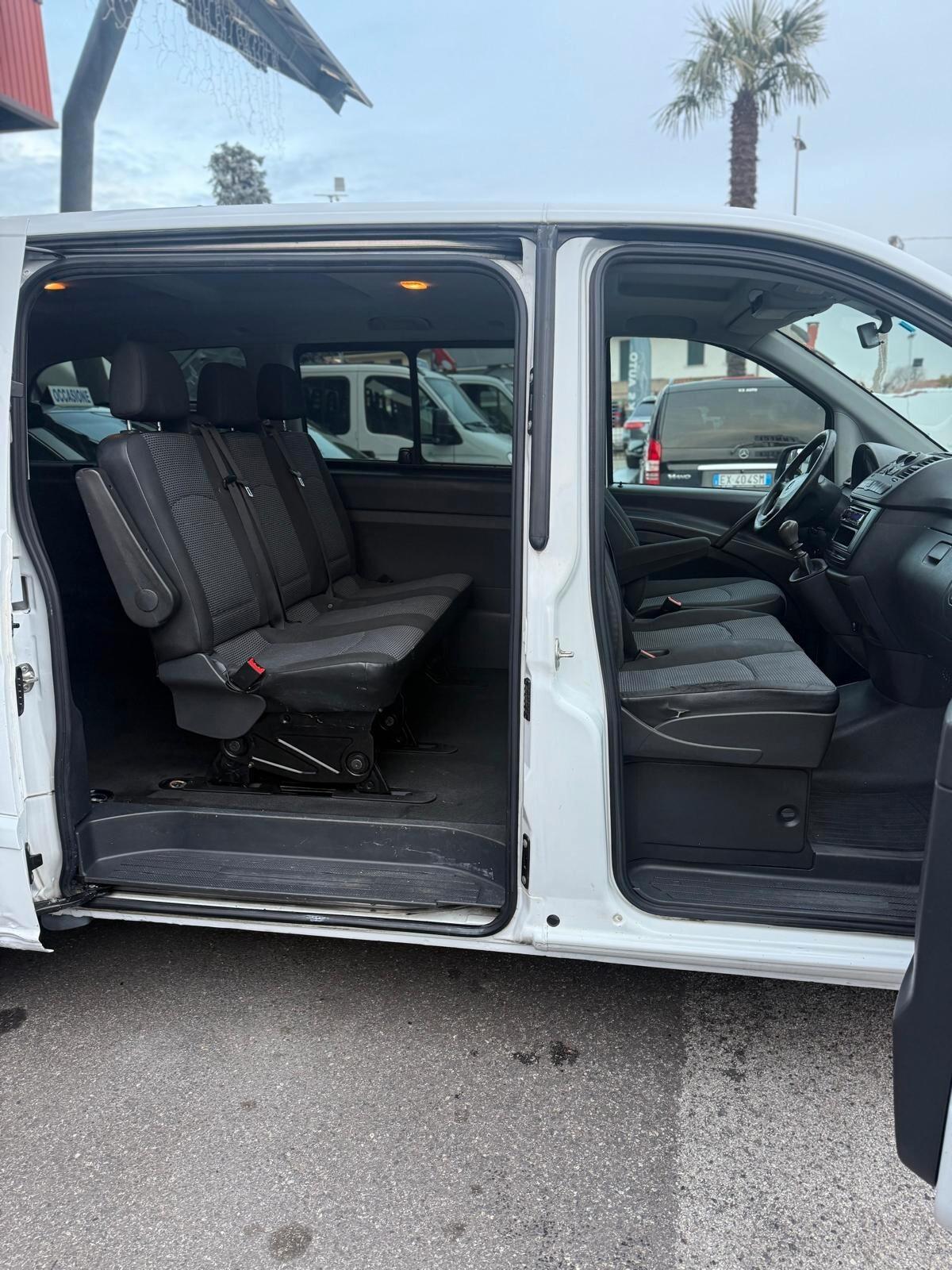 Mercedes-Benz Vito 2.2 Vito 2.2 113 CDI Mixto Vetrato Long 6 POSTI
