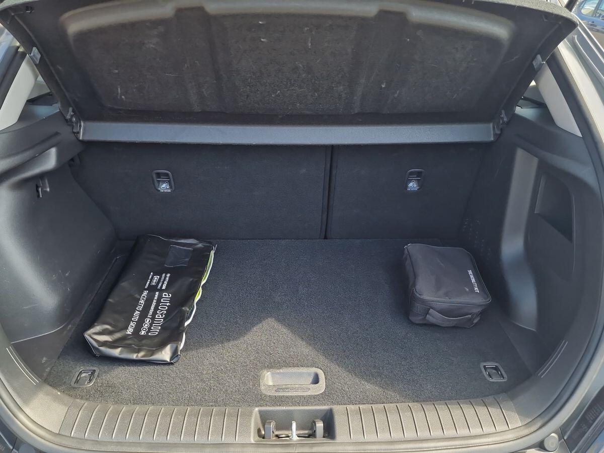 HYUNDAI KONA 1.0 T-GDI 48V XLINE