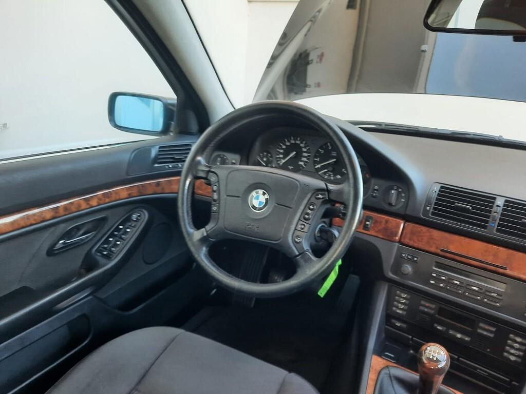 BMW 523 Berlina unico proprietario certificata