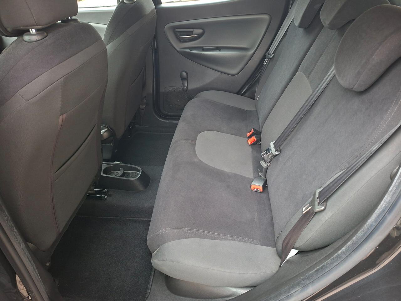 Lancia Ypsilon 1.2 Platinum *EURO 6B*