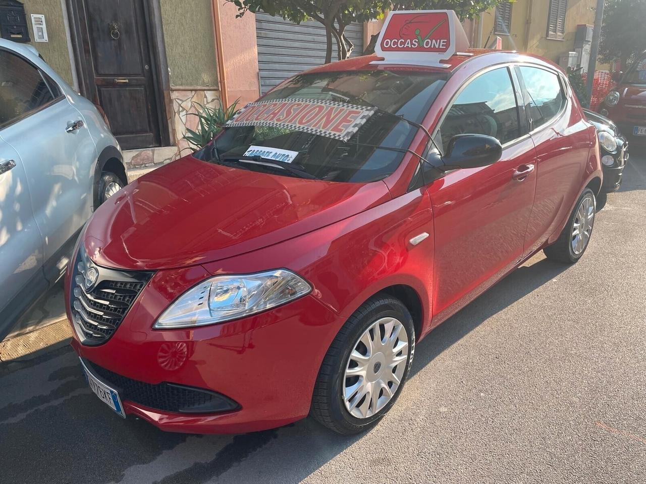 Lancia Ypsilon 1.2 69 CV 5 porte GPL Ecochic Silver
