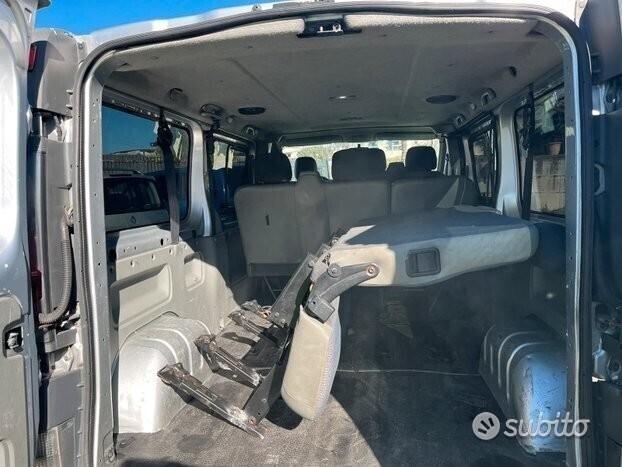 Renault Trafic 9 Posti