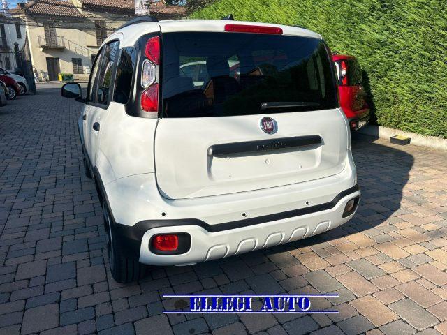 FIAT Pandina PANDINA CROSS 1.0 Hybrid KM0