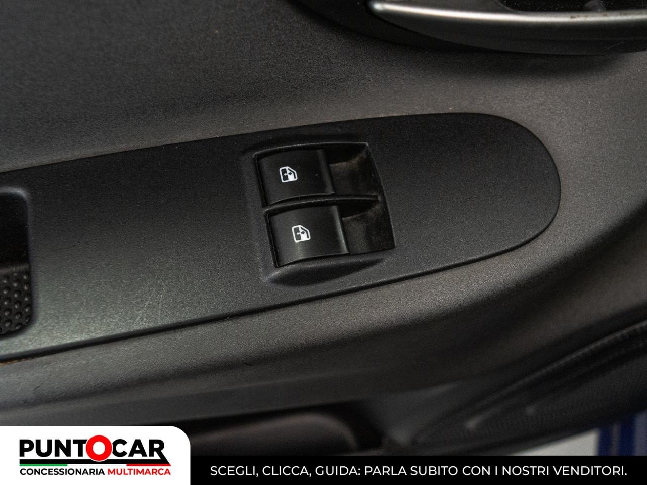 Lancia Ypsilon 1.2 69 CV 5 porte Elefantino