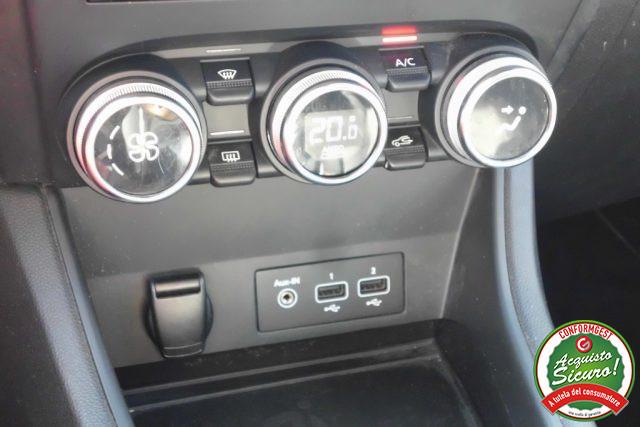 RENAULT Captur Full Hybrid E-Tech 145 CV Initiale Paris