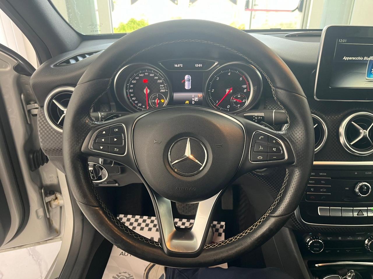 Mercedes-benz A 180 d Automatic Premium 2017