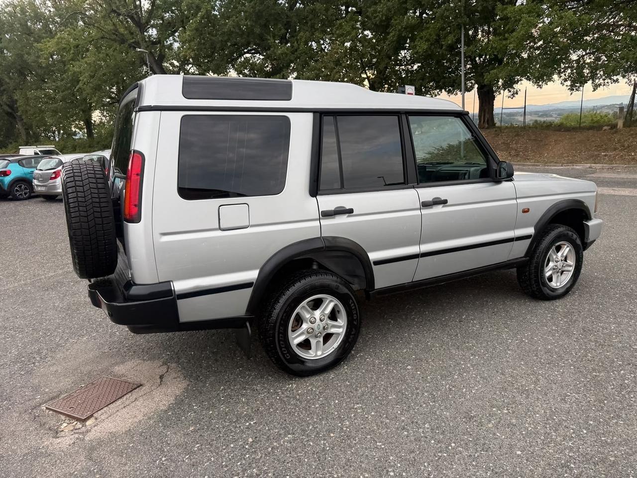 Land Rover Discovery 2.5 Td5 5 porte SE