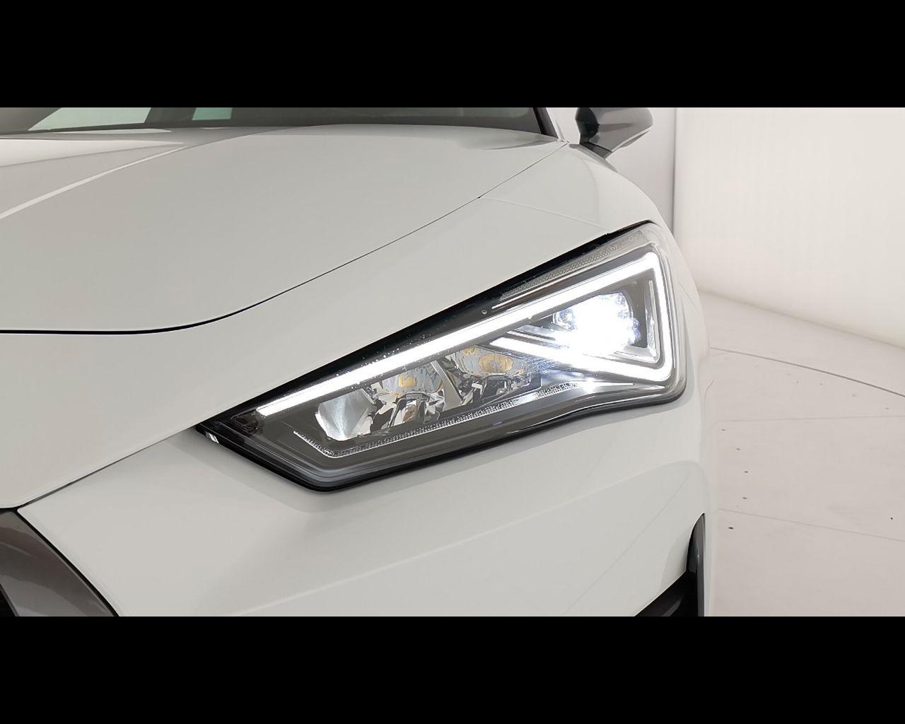CUPRA Leon 2020 - Leon 1.5 hybrid 150cv dsg