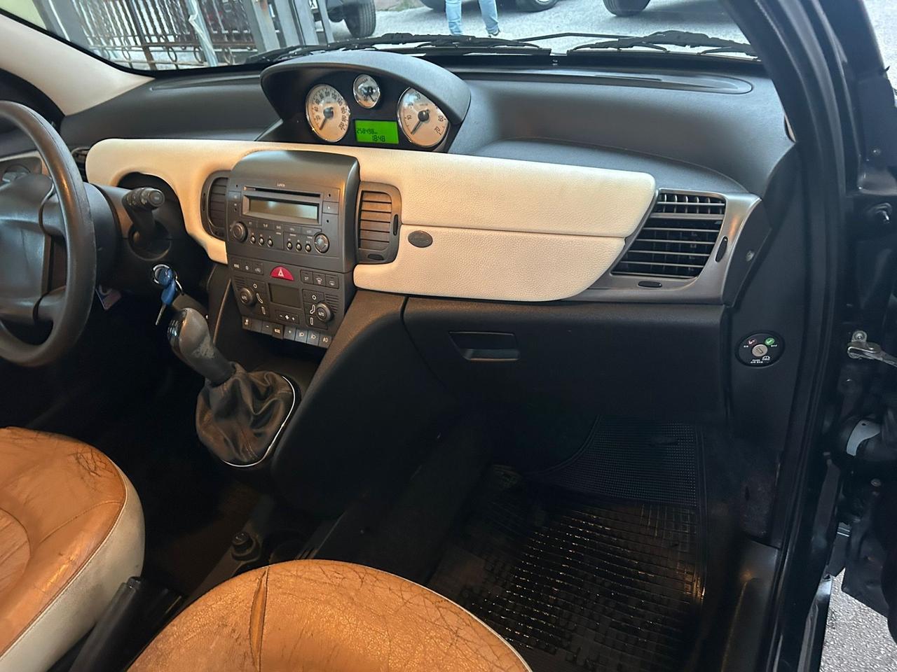 Lancia Ypsilon 1.3 Multijet 16V Platino