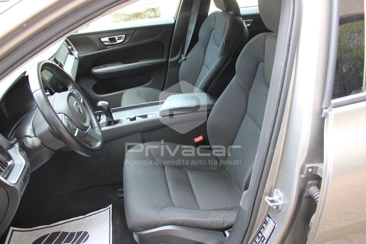 VOLVO V60 D3 Momentum