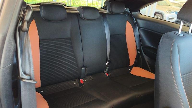 Hyundai i20 1.2 MPI 84cv Coupe Sport