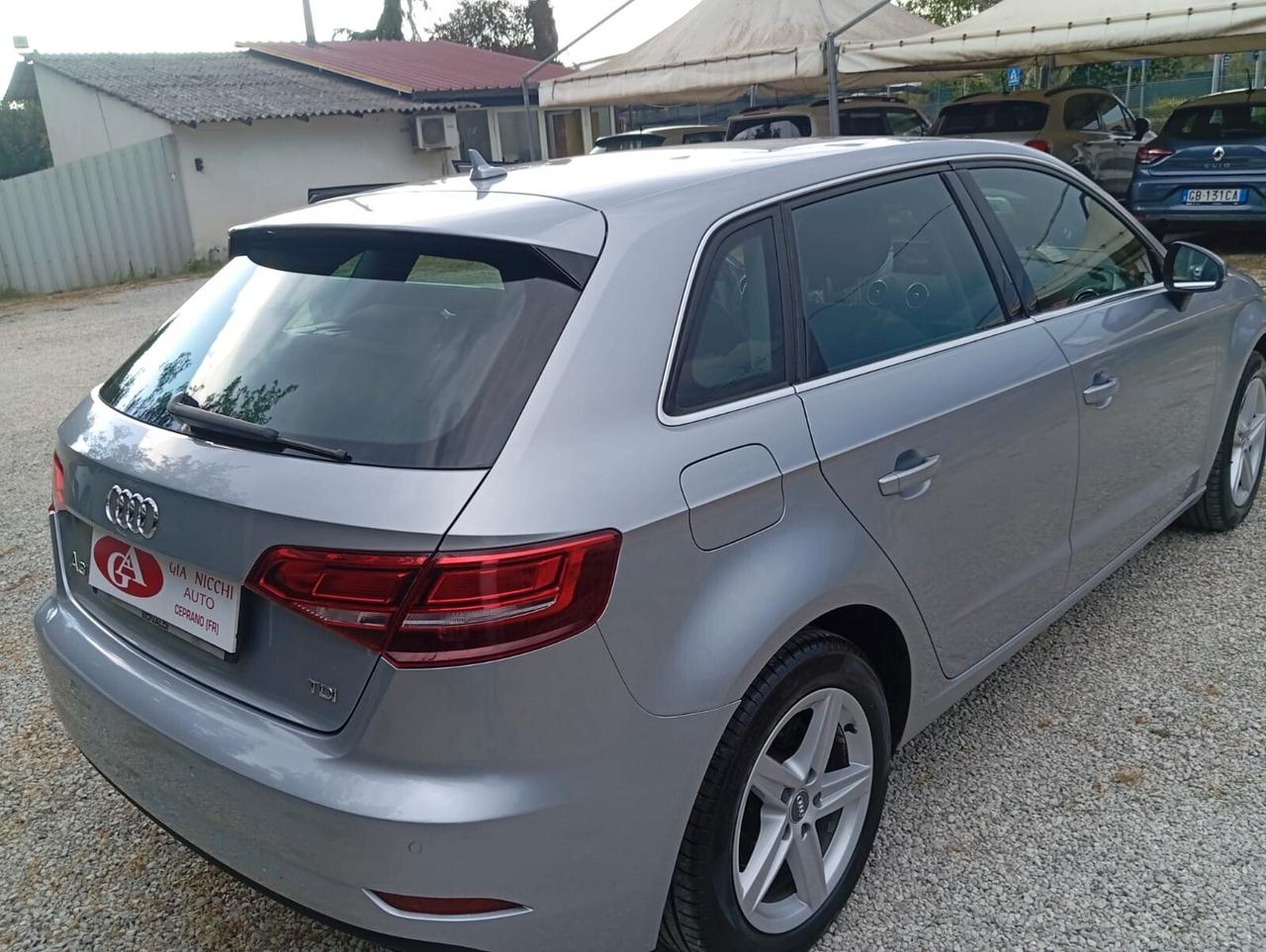 Audi A3 1.6 TDI 116 CV S tronic Business unipro km 98000
