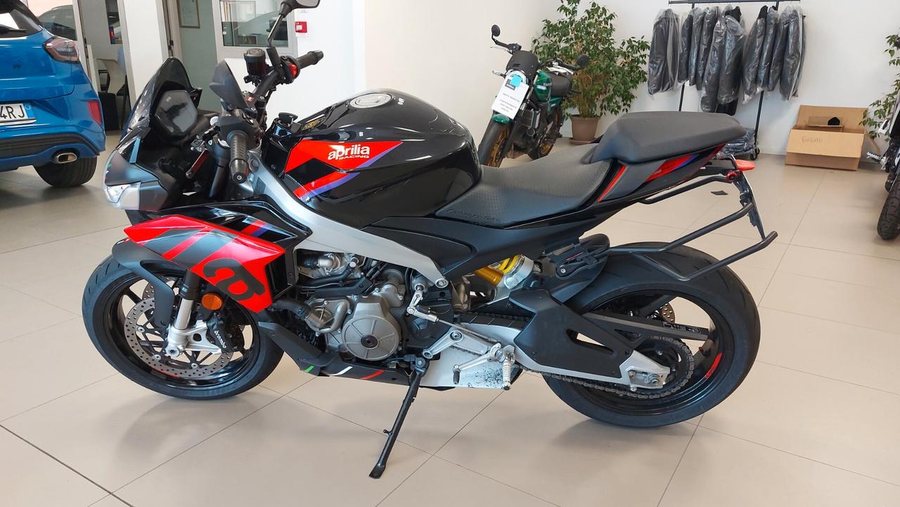 Aprilia Tuono 660 APRILIA TUONO 660 FACTORY