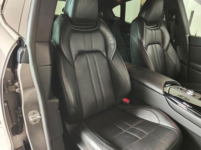 Maserati Levante V6 AWD Gransport 350 cv