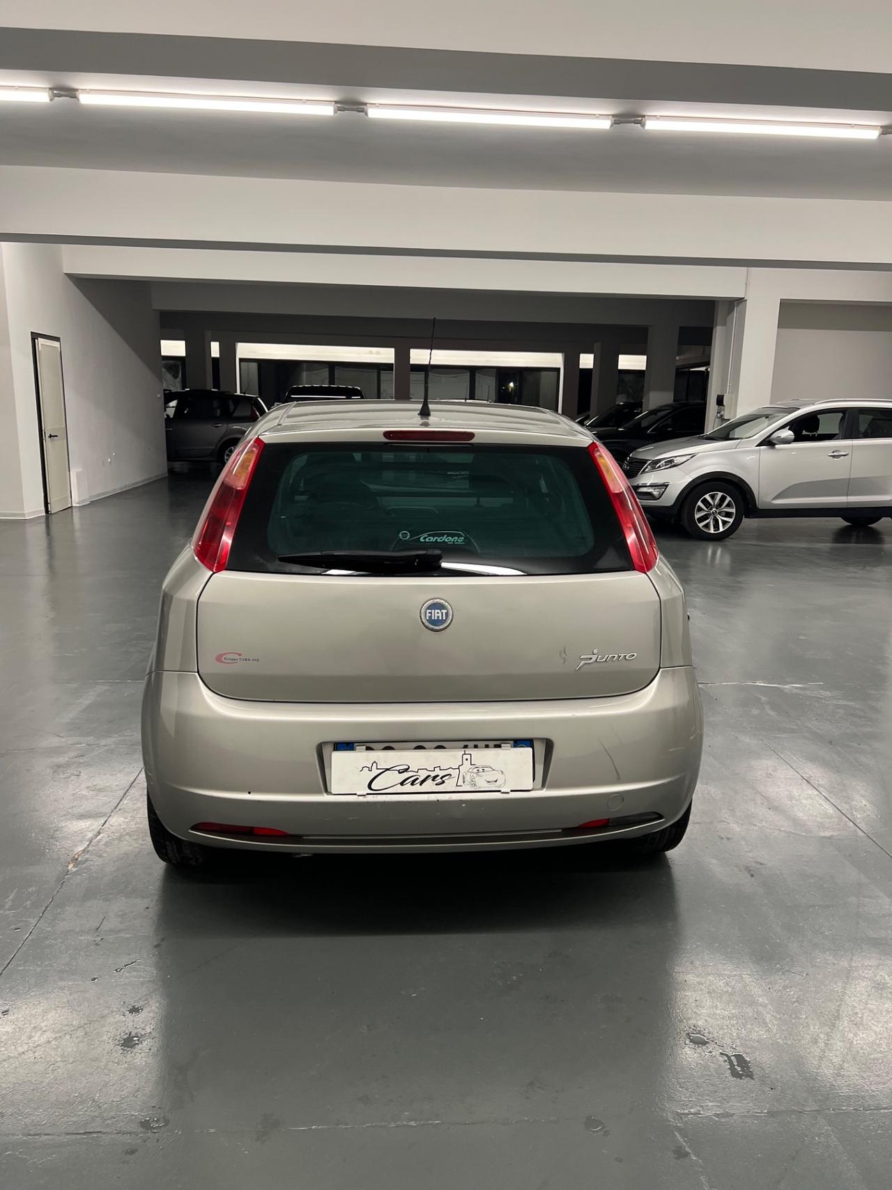 Fiat Grande Punto 1.3MJT 90 5p.Van Dynam. 4pt