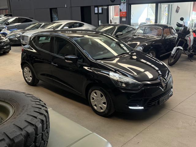 RENAULT Clio 1.2 75CV 5 porte Life